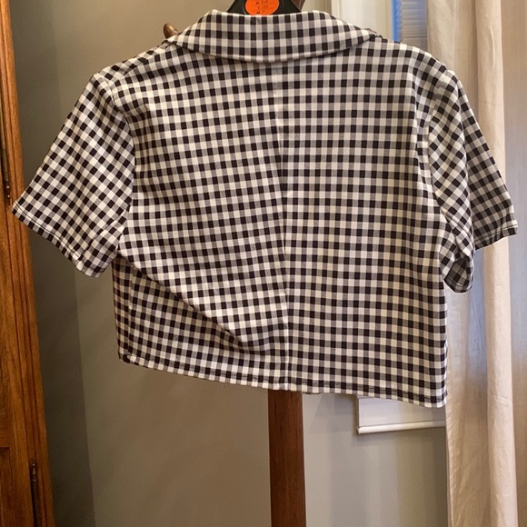 Primark Short Sleeve Black & White Cropped Blazer - Picture 2 of 3